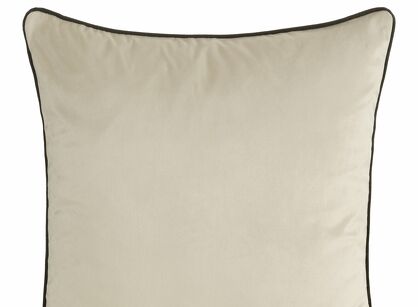 Poszewka welwetowa 45x45 GAJA 2 jednokolorowa beżowa obszyta lamówką