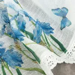 Zazdrostka gotowa w tunelu 150x30 ALA biała z etaminy z wzorem niebieskich kwiatów i bawełnianą koronką - 8