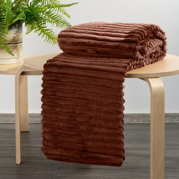 Koc 150x200 SOFT ceglany puszysty typu flano z wytłaczanym wzorem Design 91