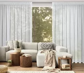 Firana na taśmie 300x250 KELLY biała o strukturze delikatnego deszczyku z błyszczącą srebrną nicią - 15