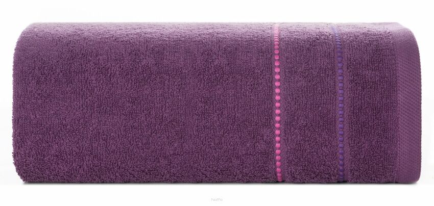 Ręcznik 30x50 SUZI ciemny fiolet z kontrastującą stebnowaną bordiurą w delikatne paseczki 500 g/m2