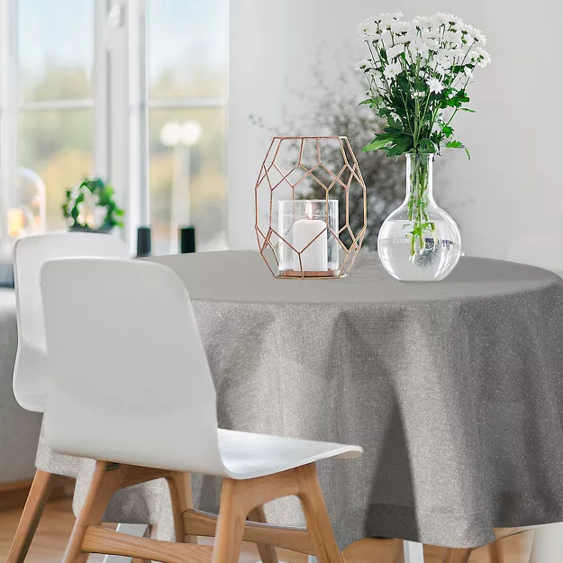 Obrus fi 180 STELLA 2 srebrny zdobiony kantą z wplecioną nicią srebrną