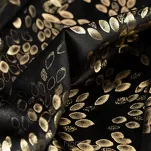 Zasłona na taśmie 140x270 FELIS welwetowa czarna z nadrukiem drobnych listków - 3