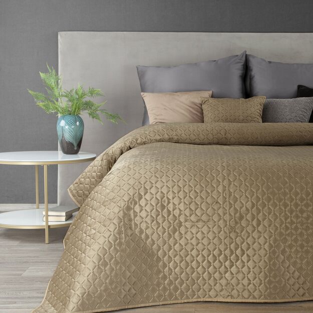 Narzuta welwetowa 220x240 DIMON beżowa pikowana w geometryczny wzór
