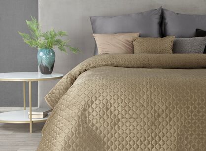Narzuta welwetowa 220x240 DIMON beżowa pikowana w geometryczny wzór