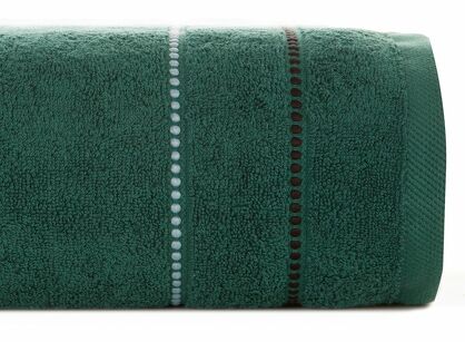 Ręcznik 70x140 SUZI ciemna zieleń z kontrastującą stebnowaną bordiurą w delikatne paseczki 500 g/m2