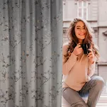 Zasłona gotowa na taśmie 140x270 SELENA welwetowa srebrna z nadrukiem kwiatu jabłoni - 2