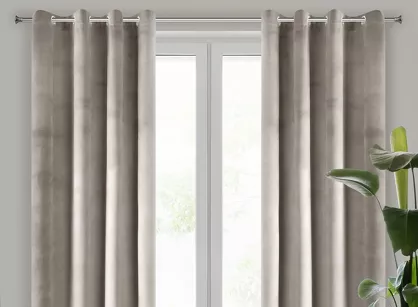 Zasłona na przelotkach 140x250 PIERRE welwetowa beżowa jednokolorowa