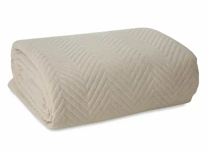 Narzuta jednokolorowa 170x210 LEN 3 kremowa pikowana w gęstą jodełkę imitująca len