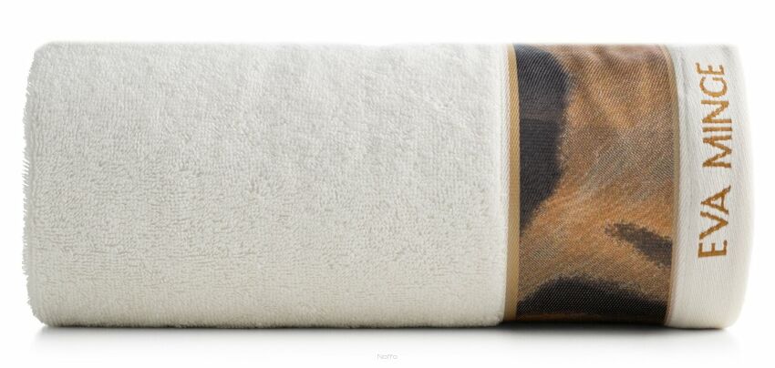 Ręcznik 50x90 EVA 23 Eva Minge kremowy z drukowaną bordiurą z wzorem zwierzęcym 500 g/m2