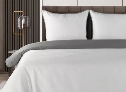 Pościel z makosatyny 220x200 LUNARA biała stalowa z ozdobnym sznurem pasmanteryjnym