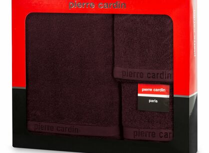Komplet ręczników EVI Pierre Cardin ciemny burgund zdobione bordiurą w kolorze ręcznika z logo marki z kolekcji Premium
