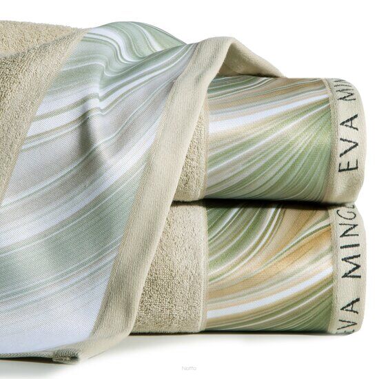 Ręcznik 50x90 SOPHIA Eva Minge oliwkowy zdobiony bordiurą z fantazyjnym oliwkowym nadrukiem