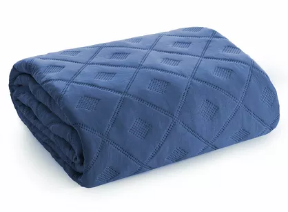 Narzuta 170x210 ALARA 6 granatowa pikowana z mikrofibry wzór wyrazistych rombów