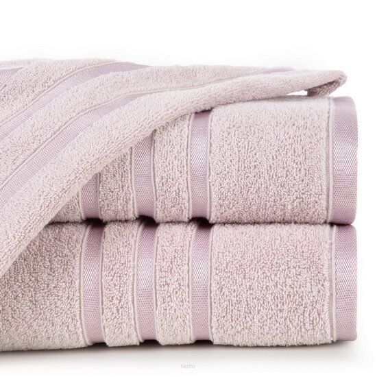 Ręcznik bawełniany 50x90 MADI pudrowy z błyszczącą bordiurą w pasy