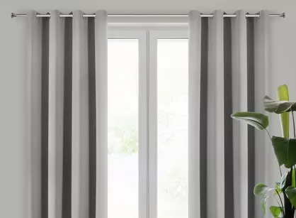 Zasłona na przelotkach 140x250 NERISA zaciemniająca srebrna jednokolorowa