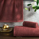 Komplet Ręczników VENUS Eva Minge ceglane zdobione bordiurą w kolorze ręcznika z napisami projektantki z kolekcji Premium 550 g/m2 - 2