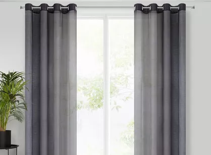 Firana na przelotkach 140x250 REBECCA jednokolorowa grafitowa o strukturze drobnego deszczyku