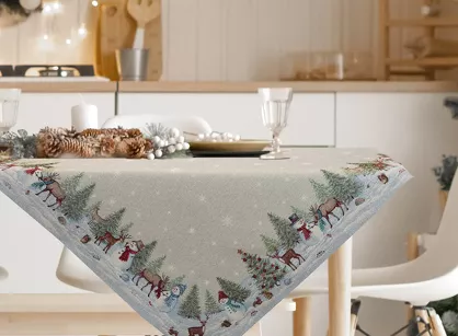 Obrus świąteczny 140x180 1314 gobelinowy naturalny z wzorem zimowej scenerii
