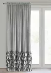 Zasłona na taśmie 140x270 CARLI welwetowa srebrna jednokolorowa zdobiona w dolnej części falbanami z paskiem cyrkonii - 5