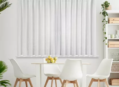 Firana na taśmie 345x140 KLEO biała z etaminy zdobiona pasem cyrkonii