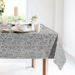 Obrus 140x220 SIMONA z błyszczącym srebrnym nadrukiem gałązek