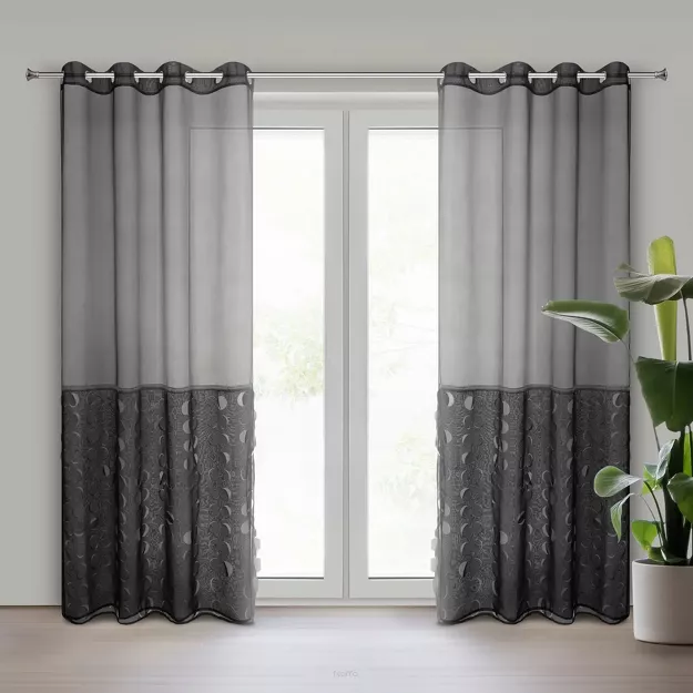 Firana na przelotkach 140x250 DEBORA czarna z woalu wycinana laserowo wzorem kół