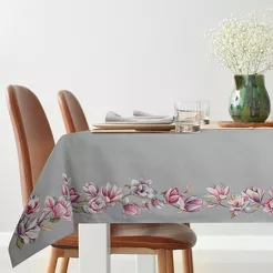 Obrus gobelinowy 140x180 1214 popielaty z wzorem różowych kwiatów magnolii