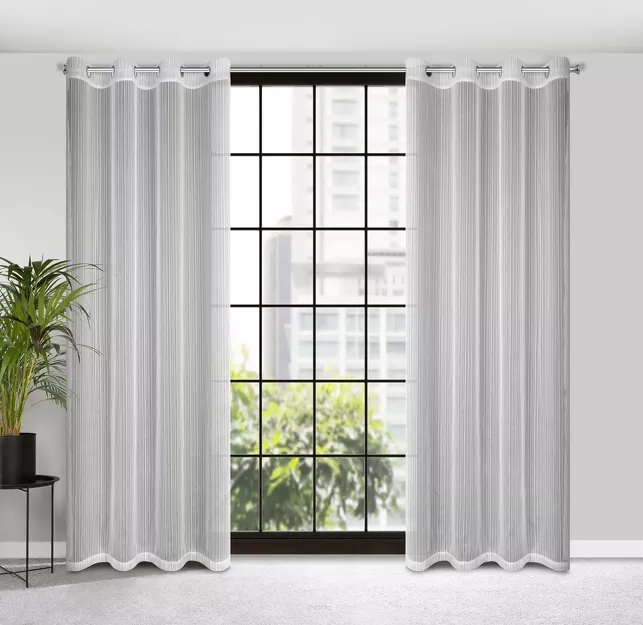 Firana na przelotkach 140x250 NOELIA biała w prążki z połyskującą srebrną nicią