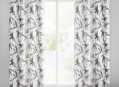 Firana gotowa na przelotkach 140x250 AIDA biała z etaminy z nadrukiem egzotycznych liści