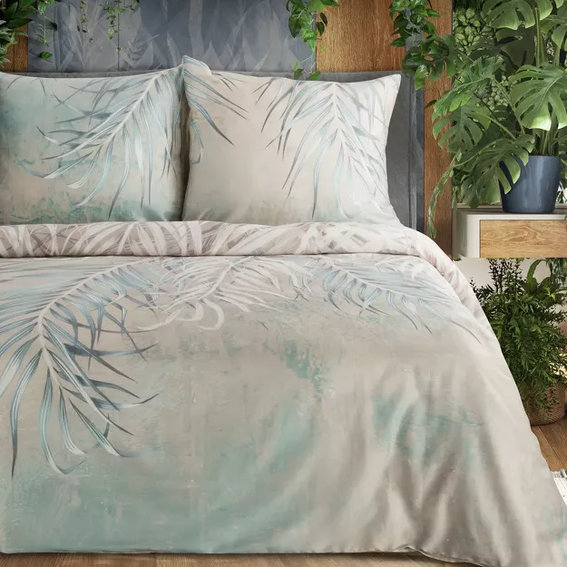 Pościel z satyny 220x200 PREMIUM 26 beżowa z wzorem miętowych liści palm z kolekcji Premium