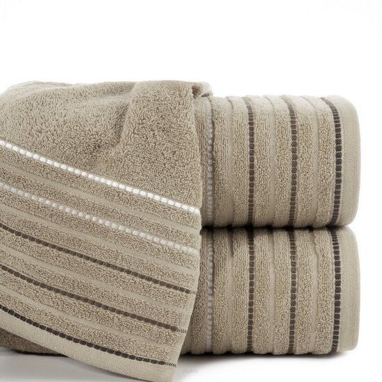 Ręcznik bawełniany 50x90 IZA beżowy z kontrastującą bordiurą w pasy Design 91