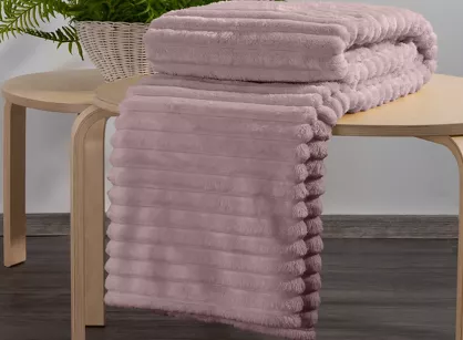 Koc 170x210 SOFT pudrowy puszysty typu flano z wytłaczanym wzorem Design 91