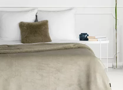 Koc jednokolorowy 150x200 TEDY beżowy imitujący buklę