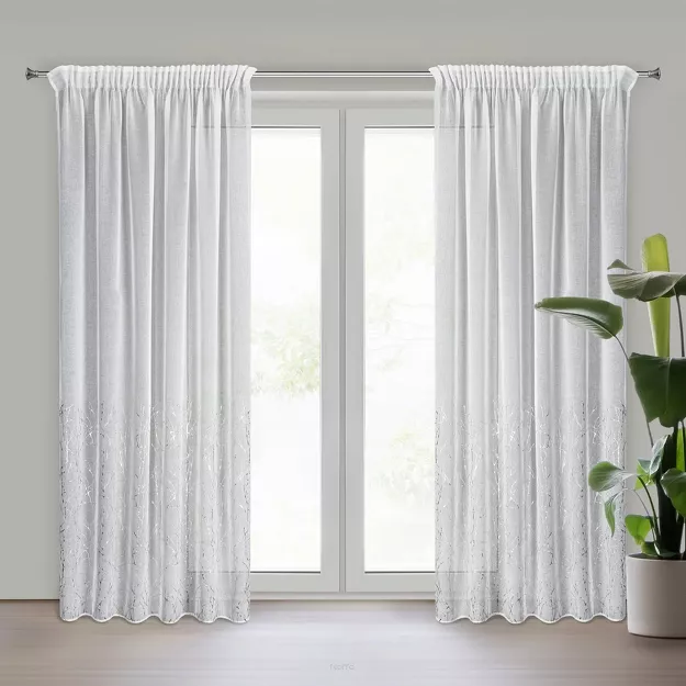 Firana na taśmie 140x270 MELIA biała z etaminy zdobiona gumowym srebrnym nadrukiem