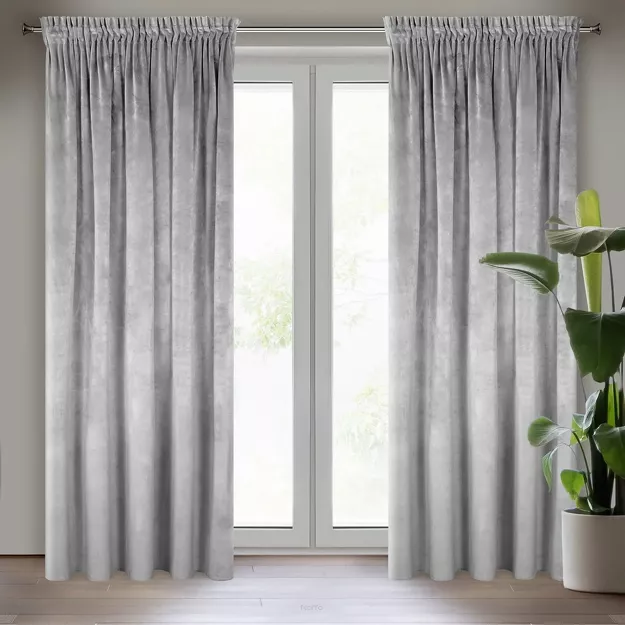 Zasłona na taśmie 140x270 VILLA welwetowa stalowa o aksamitnej strukturze