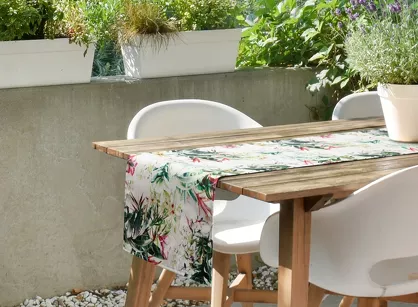 Bieżnik na taras 40x140 GARDEN 31 biały wodoodporny zielony motyw kwiatowy