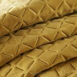 Narzuta welwetowa 200x220 DIMON miodowa pikowana w geometryczny wzór - 5