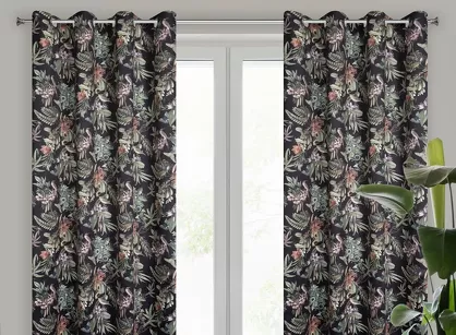 Zasłona na przelotkach 140x250 BECKY welwetowa czarna z zielonym nadrukiem botanicznym