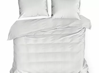 Pościel satynowa 160x200 VERA jednokolorowa gładka biała w prążki