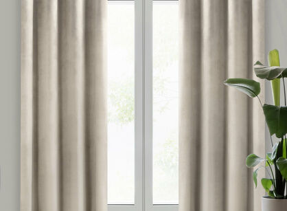 Zasłona na przelotkach 140x250 MELANIE welwetowa beżowa o aksamitnej strukturze