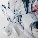 Siedzisko na taras 45x90x3 GARDEN 32 białe wodoodporne niebieski motyw kwiatowy z troczkami - 2