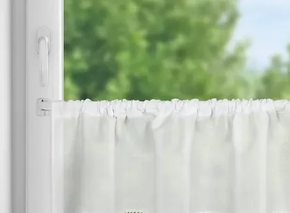 Zazdrostka gotowa w tunelu 150x30 CLARIE biała z bawełny zdobiona koronką