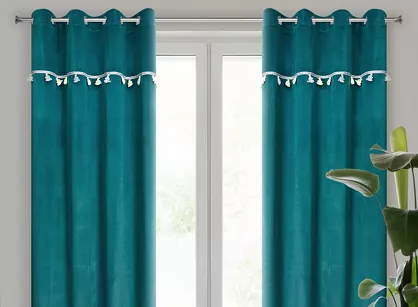 Zasłona na przelotkach 140x250 KIDS 1 ciemny turkus zdobiona taśmą dekoracyjną w wiszące słoniki