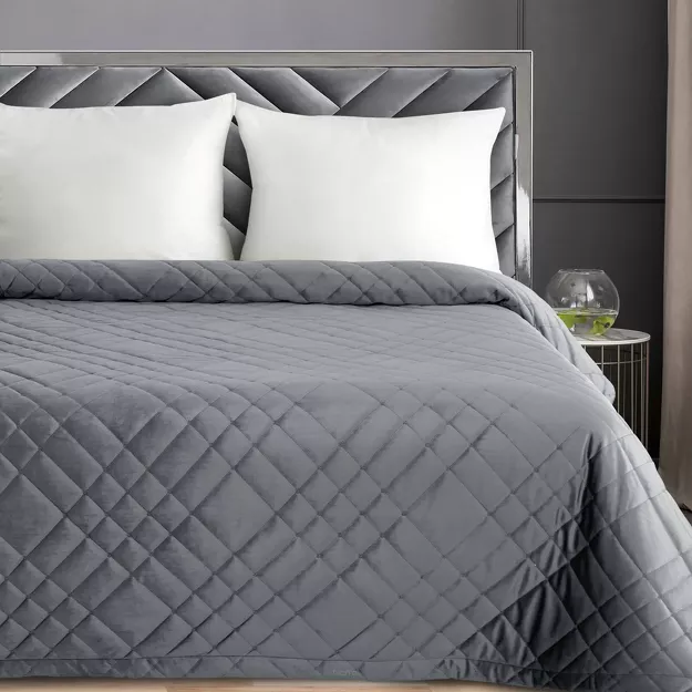 Narzuta welwetowa 200x220 RIA 6 stalowa przeszywana grubą nicią zdobiona wzorem geometrycznym