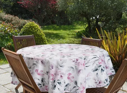 Obrus na taras fi 150 GARDEN 30 biały wodoodporny różowy wzór kwiatowy