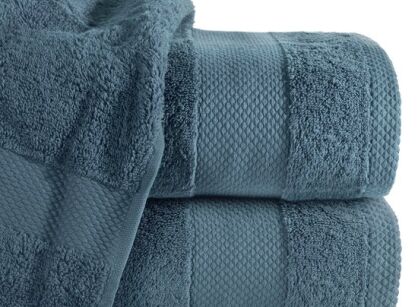 Ręcznik bawełniany 70x140 LORITA ciemny niebieski zdobiony subtelną bordiurą w tonacji ręcznika