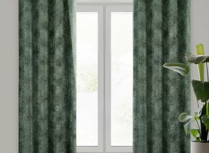 Zasłona gotowa na przelotkach 135x250 ALETA ciemna zieleń jednokolorowa z szenilu
