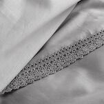 Pościel satynowa 160x200 RETRO 5 srebrna z delikatną koronką z kolekcji Premium - 6