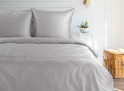 Pościel satynowa 160x200 RETRO 5 srebrna z delikatną koronką z kolekcji Premium